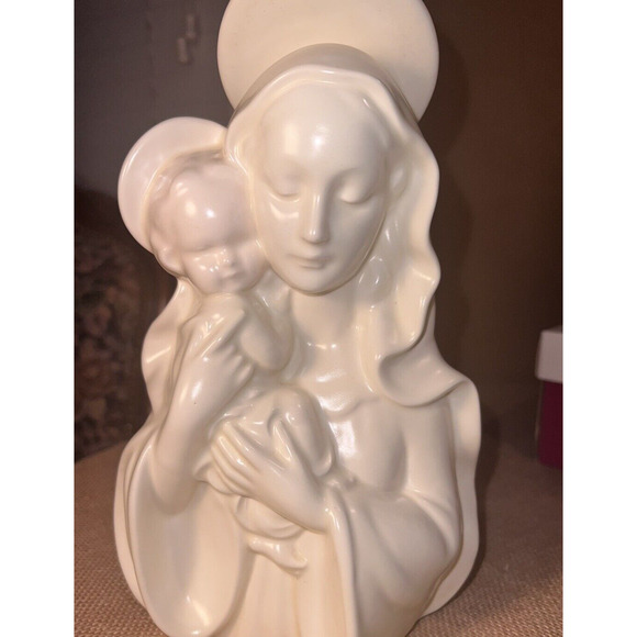 Virgin Mary &Jesus Bisque Porcelain 10" Figurine--Vintage and Beautiful - Picture 1 of 11